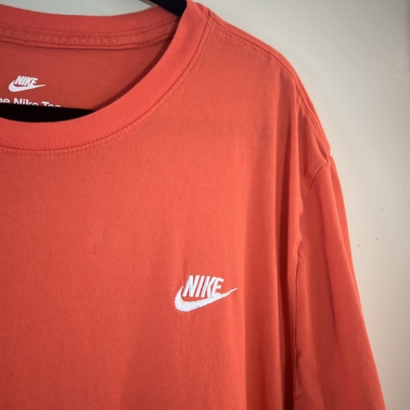 Nike Men’s The Nike Tee 100% Cotton - Picture 3 of 6